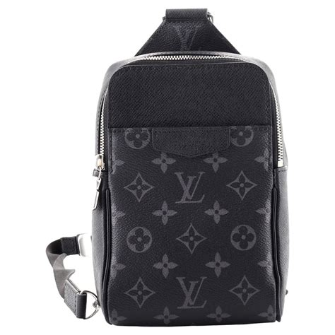 outdoor pouch louis vuitton|louis vuitton pouch male.